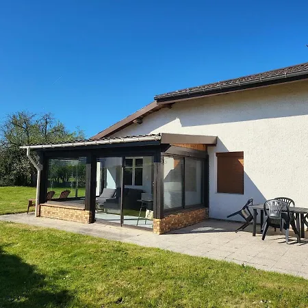 De Plain Pied Avec Terrasse Jardin Parking Appartement